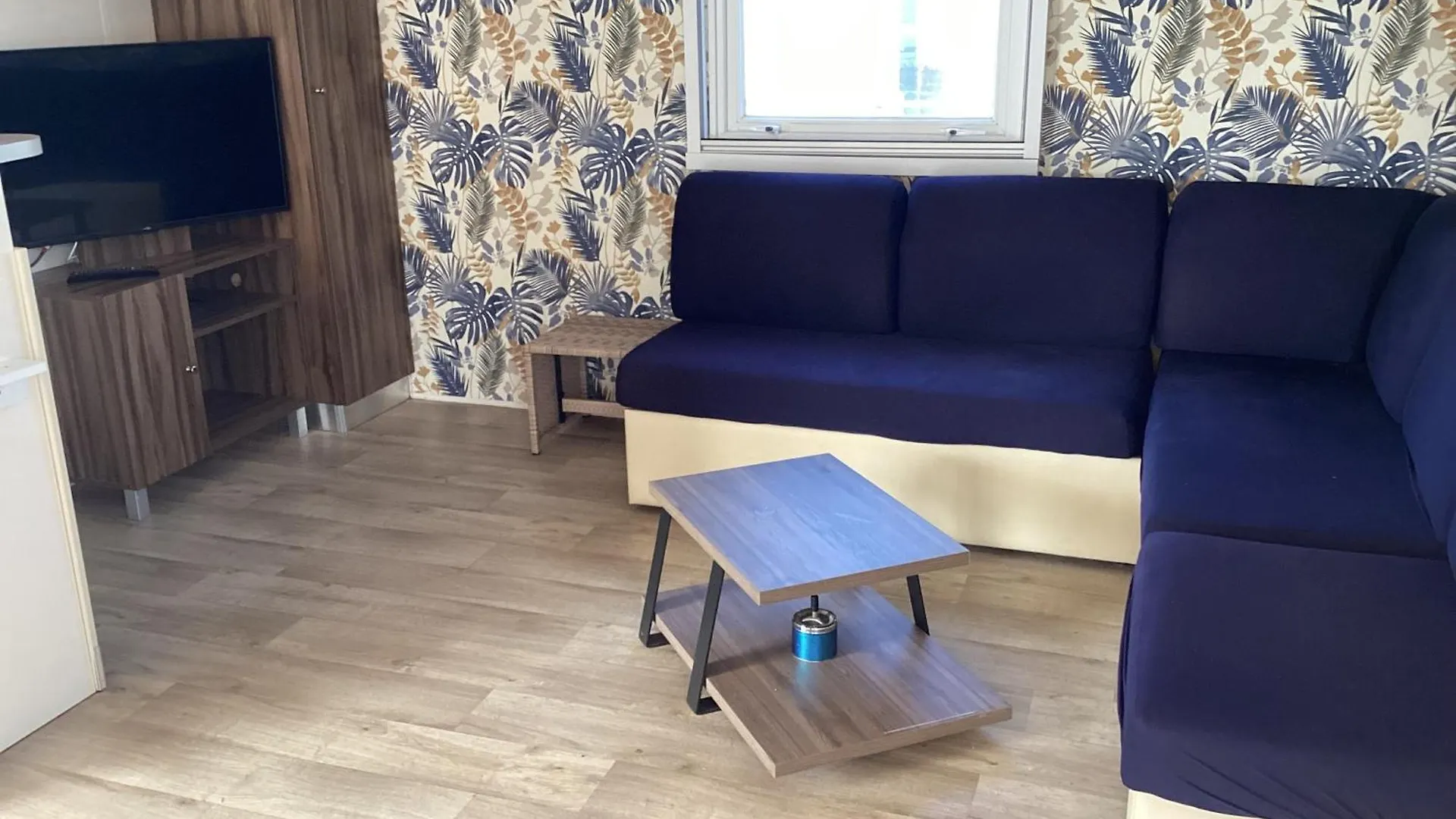 Frejus Tout Confort, Climatisation,Plus Ventilation Toutes Les Chambres, Linge De Lit Et De Toilette , Coffre Fort, Lave Vaisselle Machine A Laver Grande Terrasse Couverte Velos Et Wifi Possible France